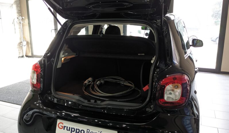 SMART FORFOUR EQ 60kW Passion Hatchback pieno